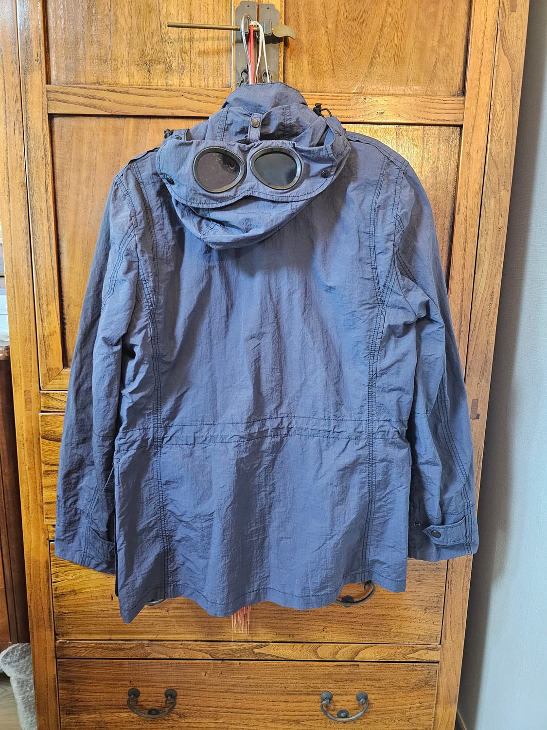 cp컴퍼니 씨피 한글택 정품 95사이즈 나일론 야상 바람막이 자켓 팔아요 상품이미지2