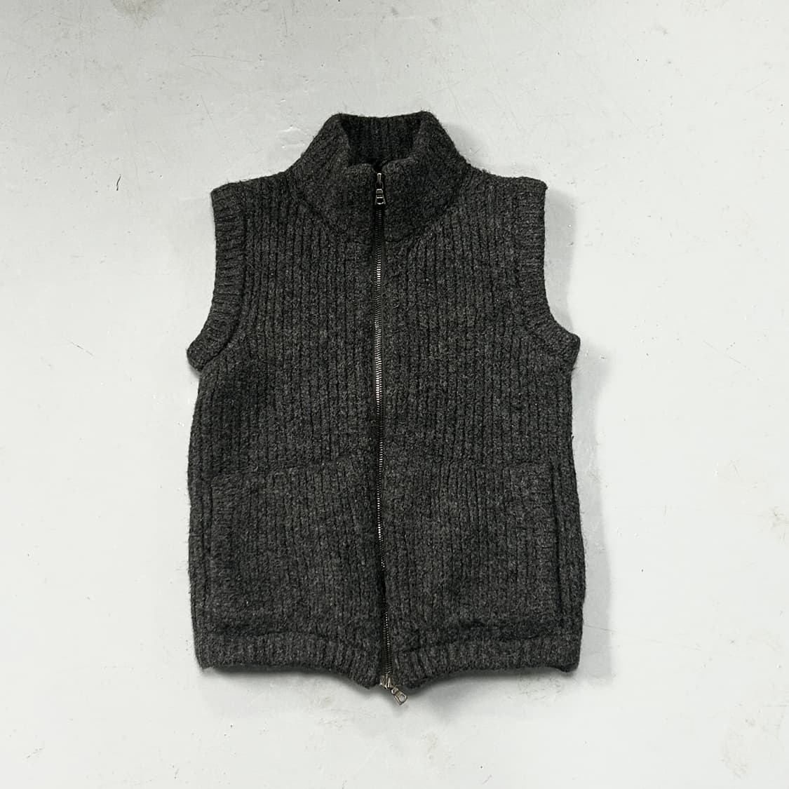 로베르토 콜리나 스웨터 베스트  상품이미지1