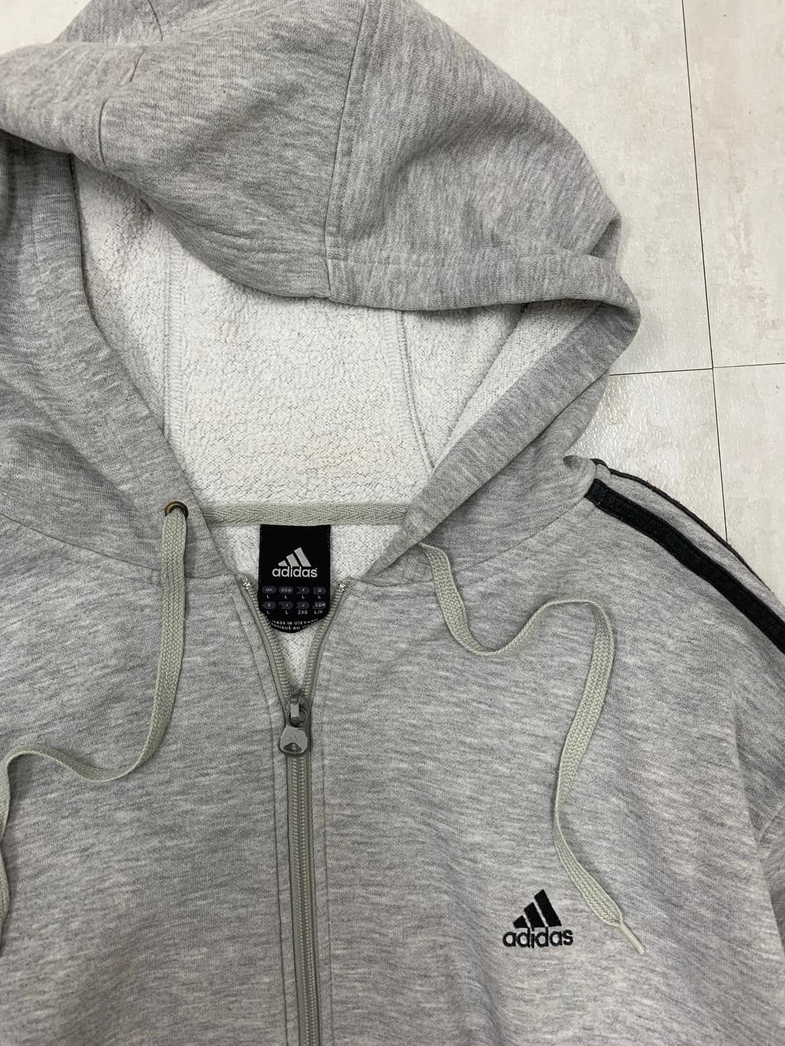 아디다스 그레이 삼선 후드집업 상품이미지4