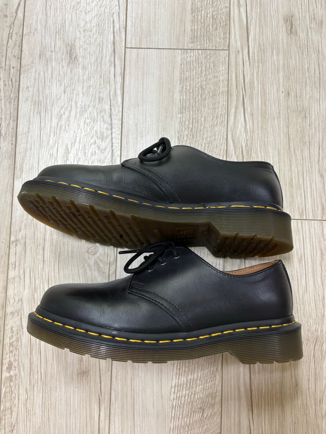 닥터마틴 1461 3홀 나파 240 상품이미지2