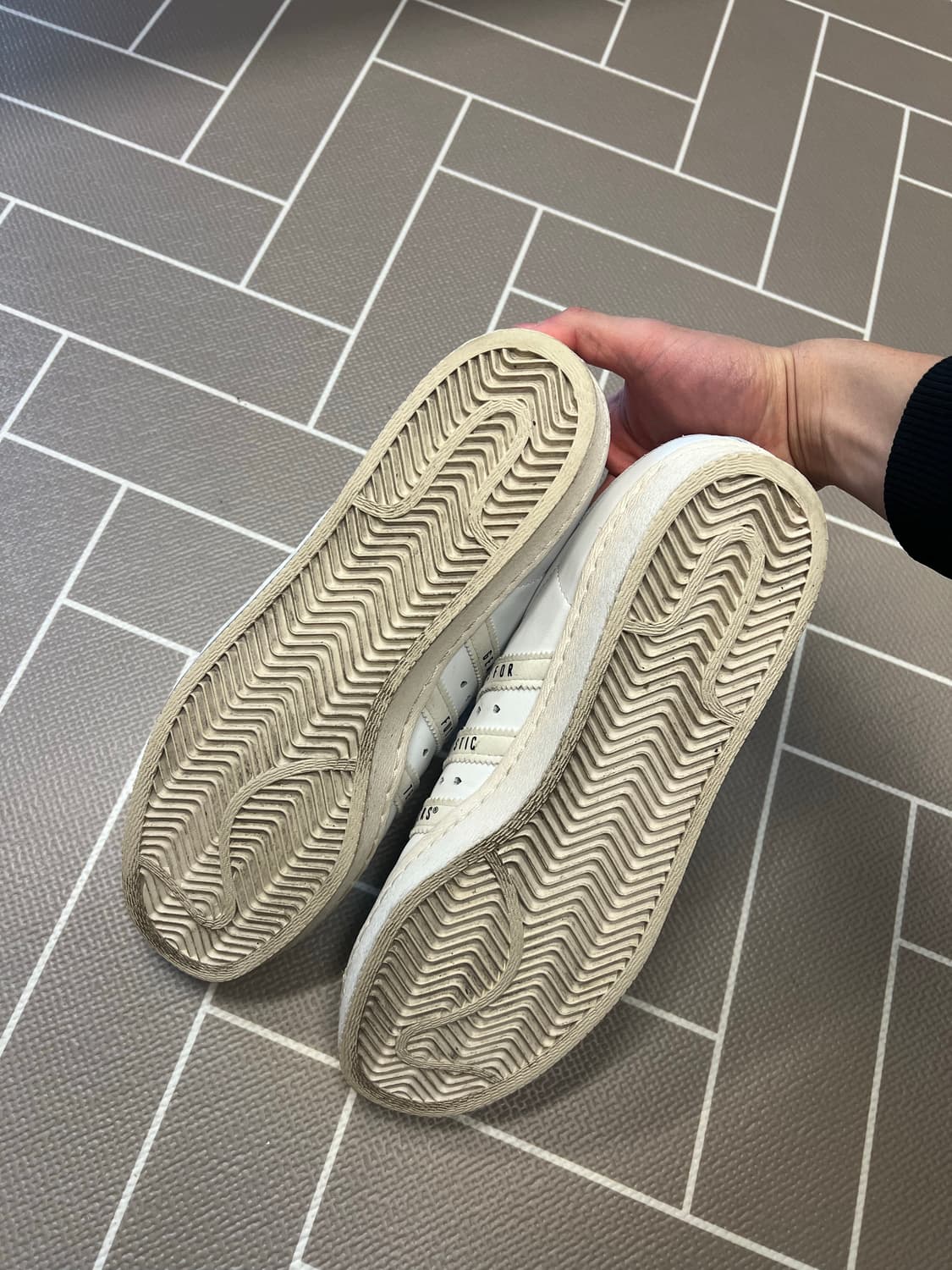 휴먼메이드 아디다스 슈퍼스타 회이트 상품이미지4