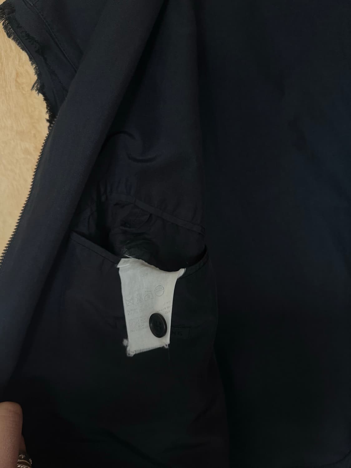 헬무트랭 본인기 00s 본디지 실크 베스트 상품이미지4