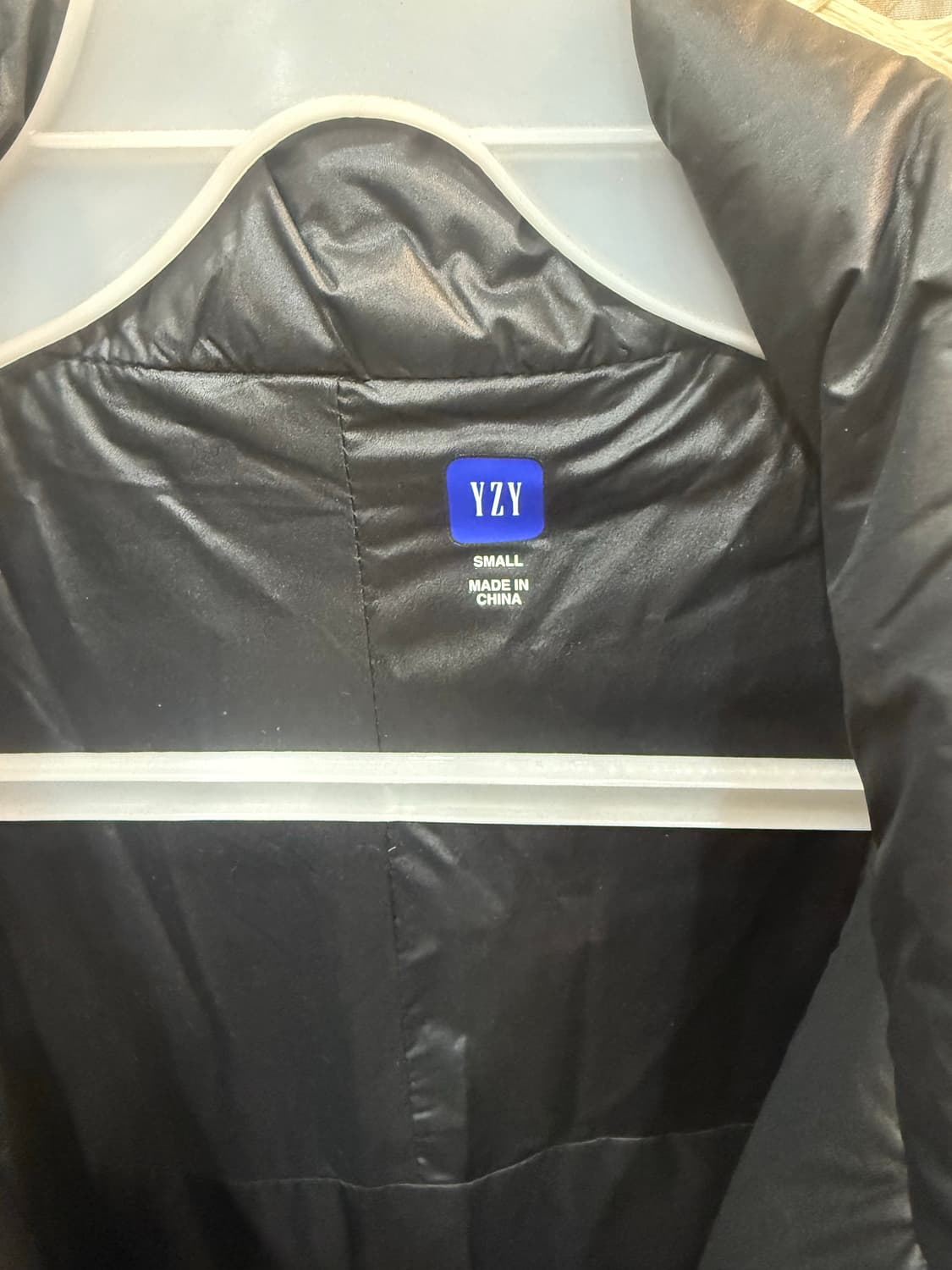 105 정품 이지캡 엔지니어드 바이 발렌시아가 롱패딩 팝니다 상품이미지2