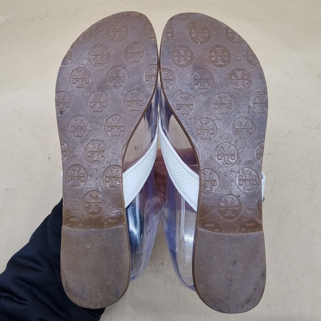 토리버치 여성 쪼리샌들 240 상품이미지3