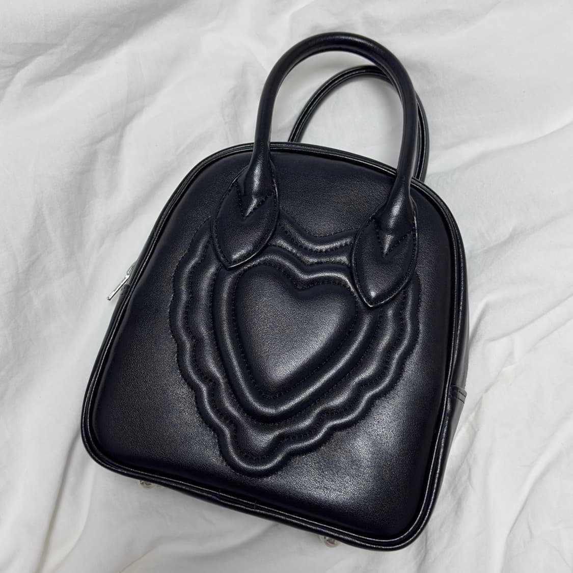 꼼데가르송 걸 하트 엠보스 토트백 상품이미지1