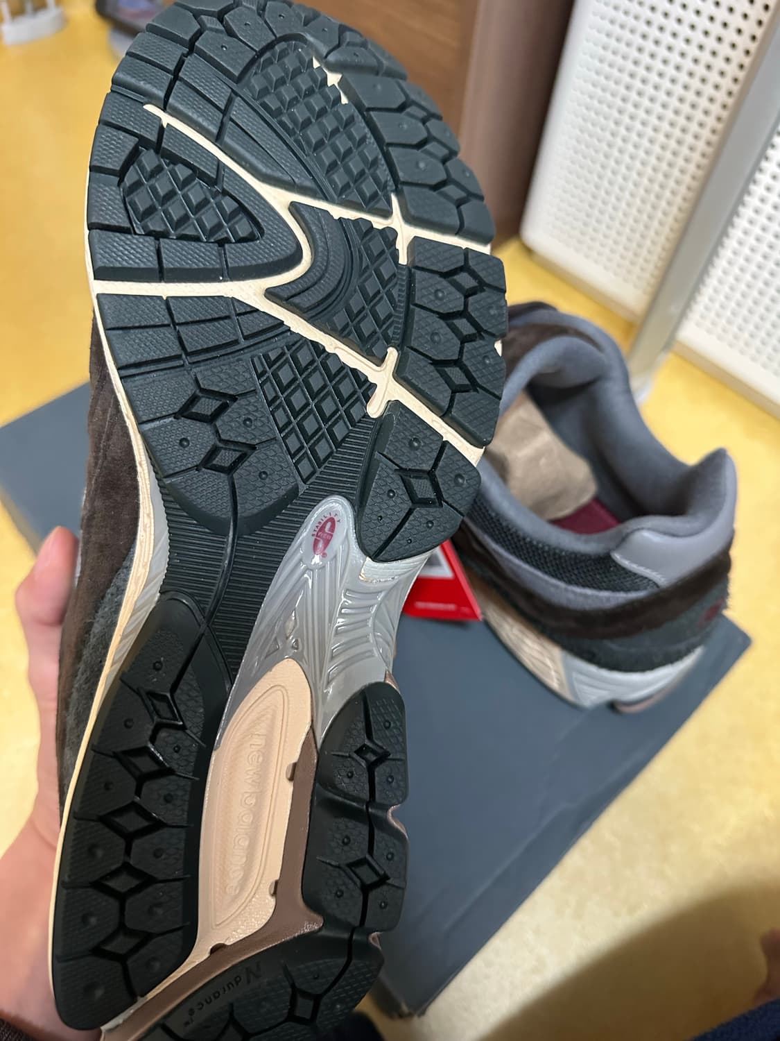 뉴발란스 m2002rly (270) 리치 어스 블랙탑 상품이미지5