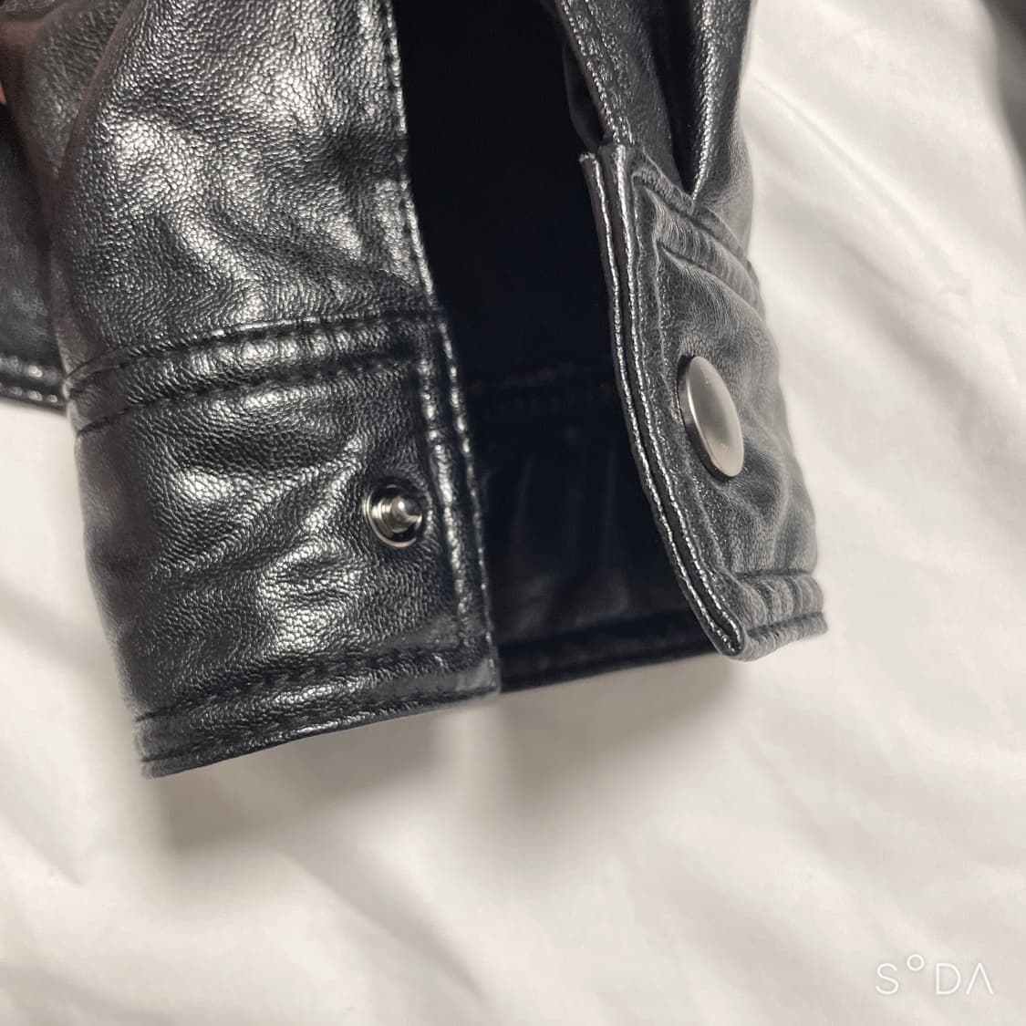 아비에무아 패널드 페이크 레더 재켓 블랙 1 상품이미지7