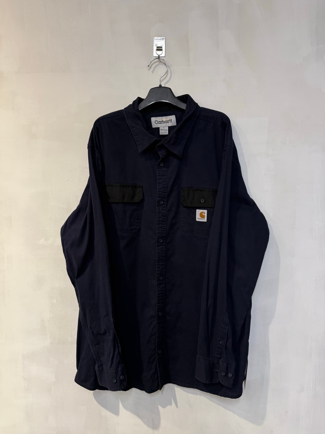 칼하트 다크네이비 긴팔셔츠 상품이미지1