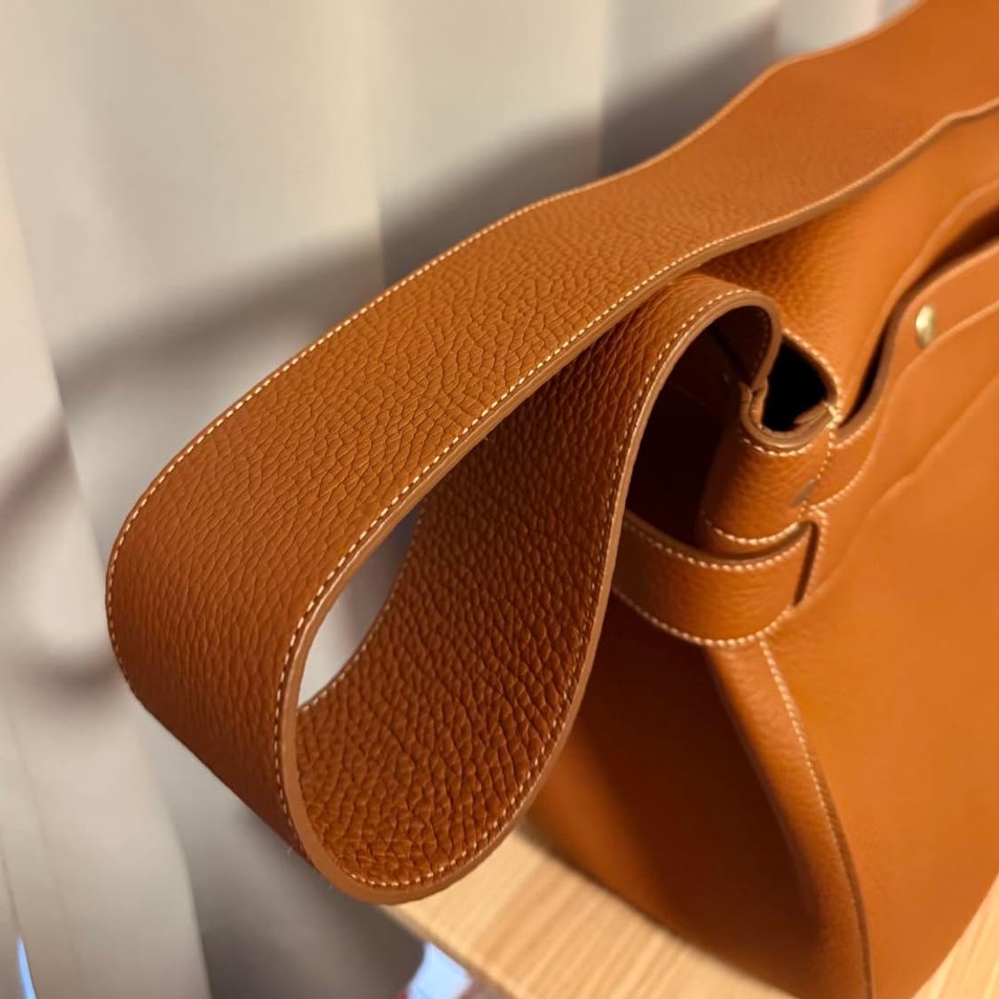 26ss L.HEFNER PINNACLE POSTMAN BAG 상품이미지5