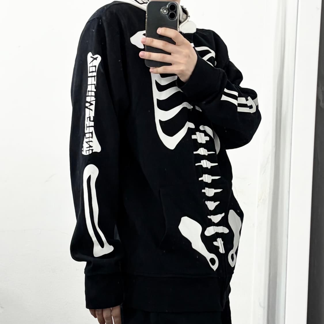 Volcom 스켈레톤 본 후드 집업 상품이미지4