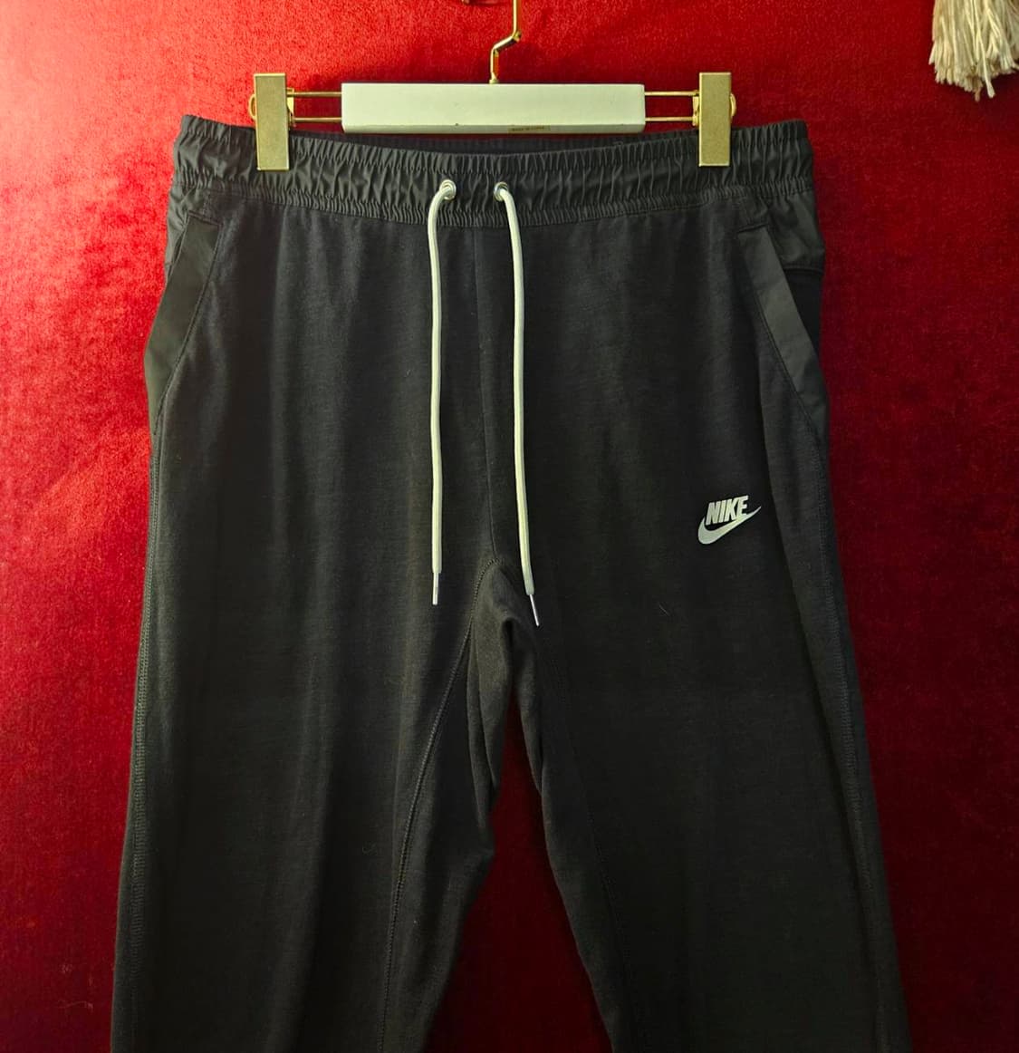 나이키(Nike) 나일론 코튼 배색 조거팬츠
Lsize 상품이미지2