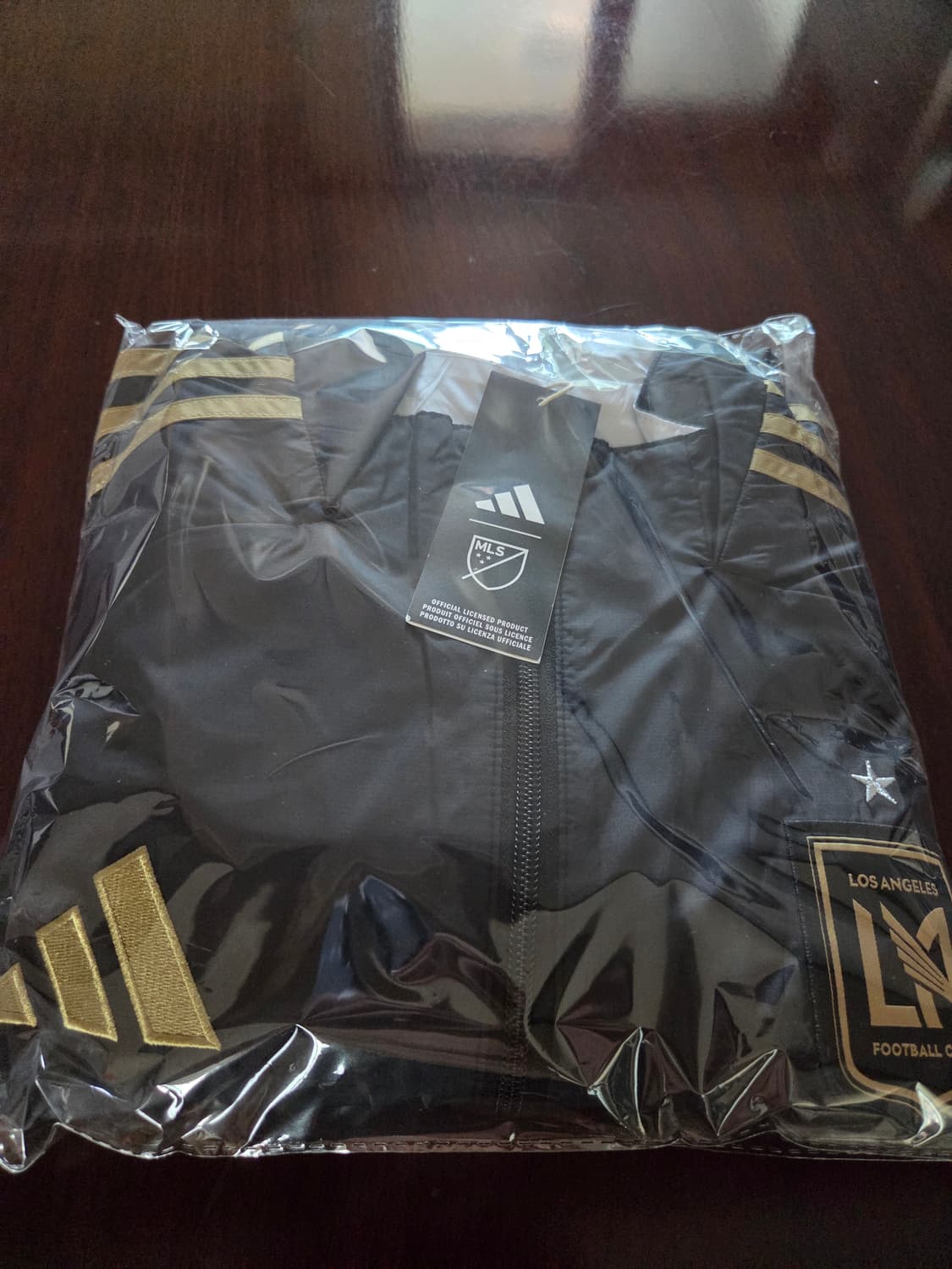 아디다스 LAFC 리버시블 앤섬 자켓 블랙 팝니다. 상품이미지3