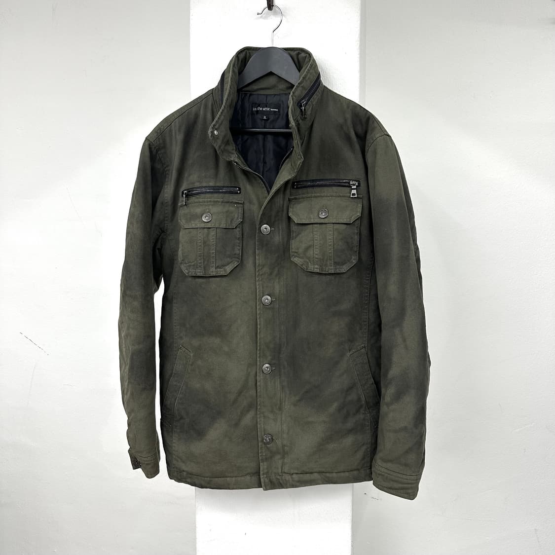 In the attic dirty washing  dark green j 상품이미지2