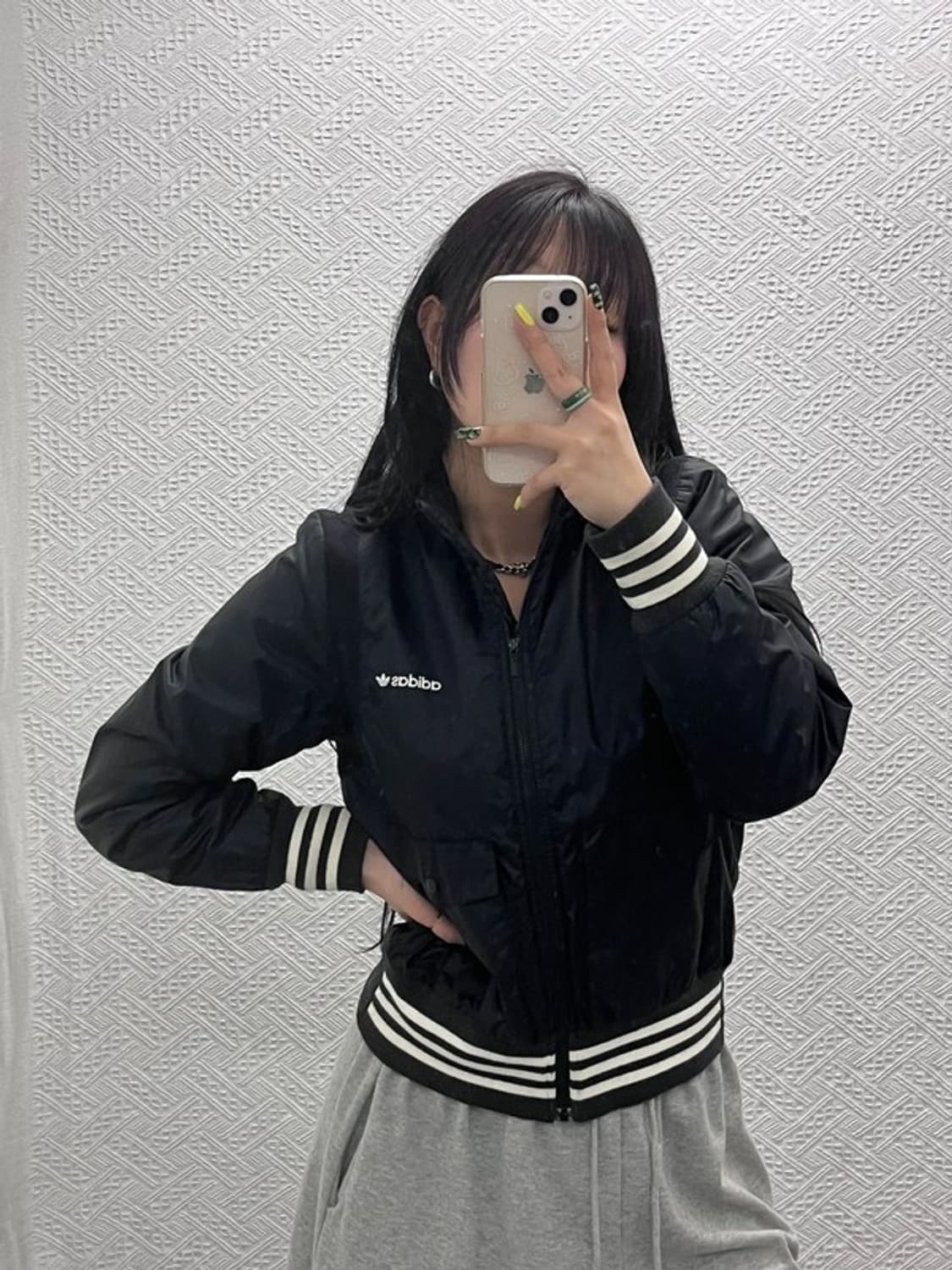 아디다스 흑탭 스펠아웃 윈터 프렌체스카 바시티 자켓 95 C07417 상품이미지1