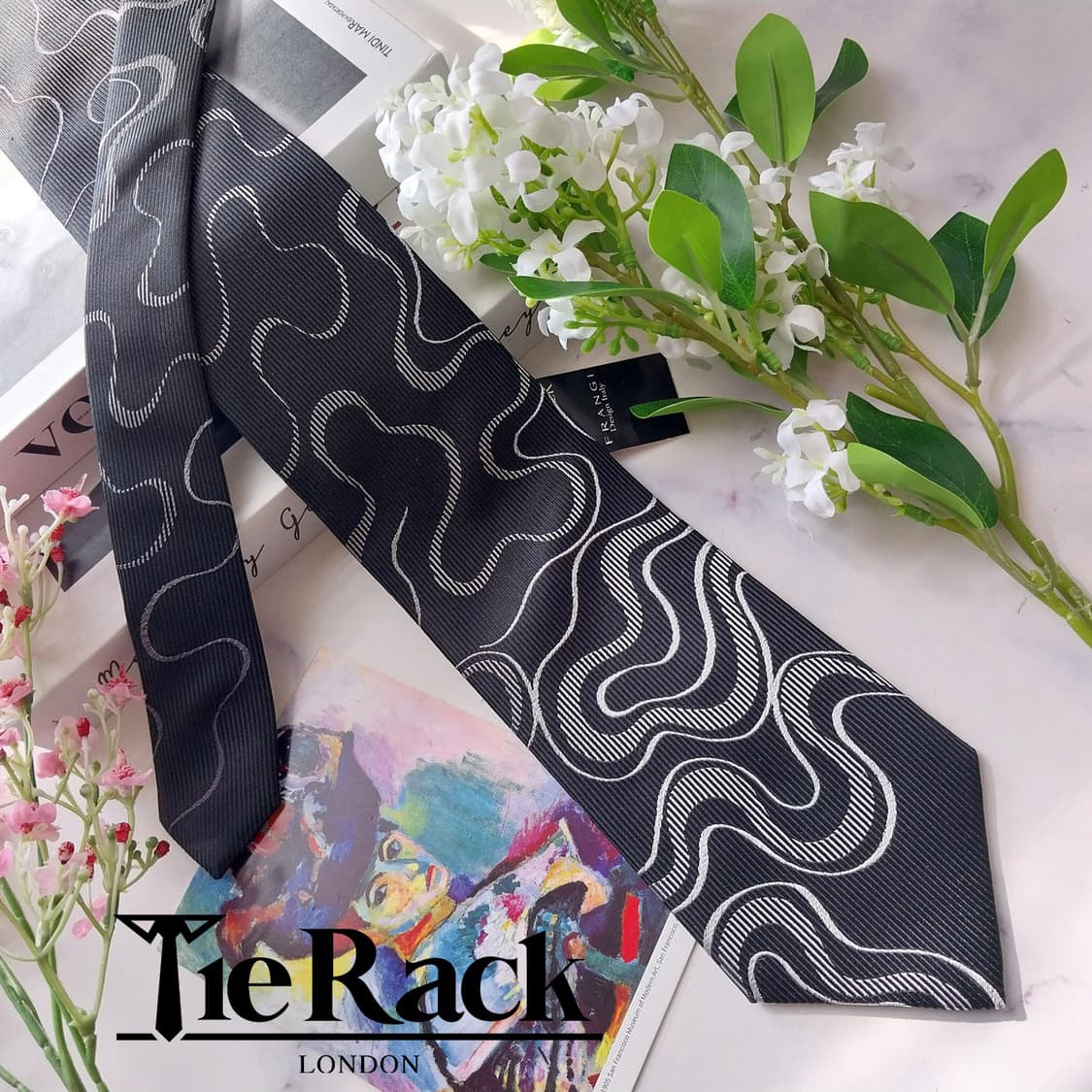 TIERACK 타이렉 넥타이 블랙 새제품 8.7cm S등급 K2062
 상품이미지1