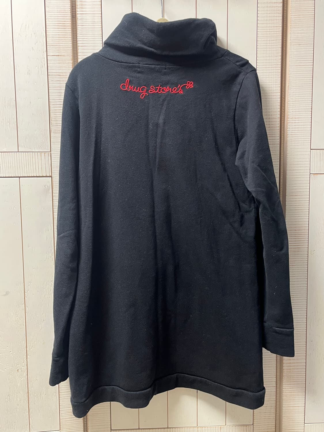 드럭스토어 맨투맨 티셔츠 모리걸  상품이미지2