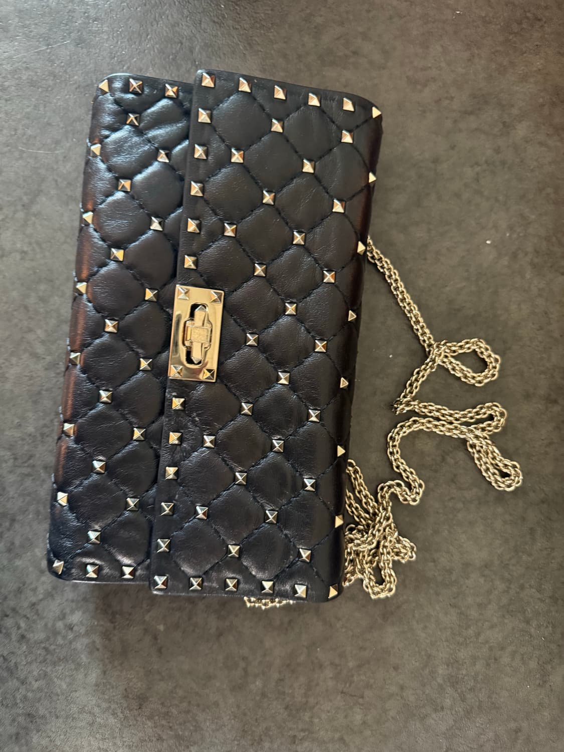 발렌티노락스터드크로스백 상품이미지2