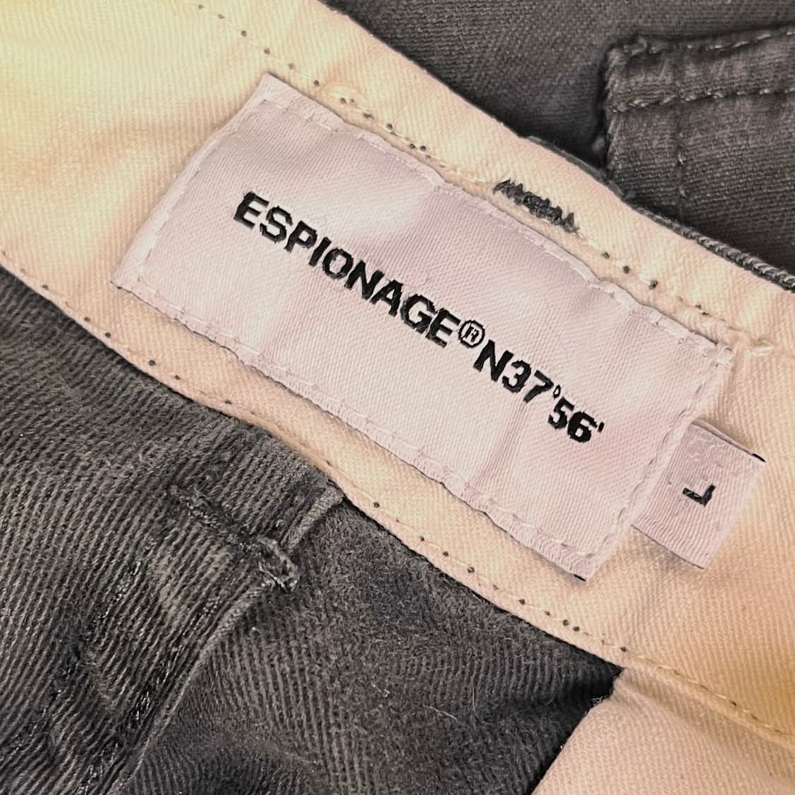 에스피오나지 챠콜 카고팬츠 SIZE L 상품이미지5