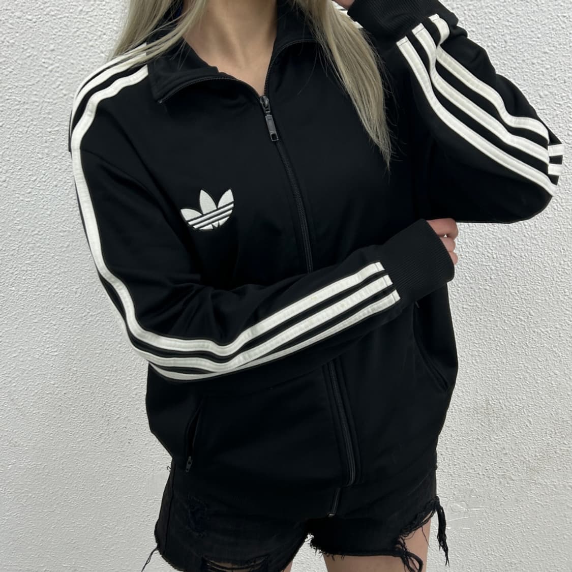 아디다스 파이어버드 블랙 트랙탑 100 상품이미지1