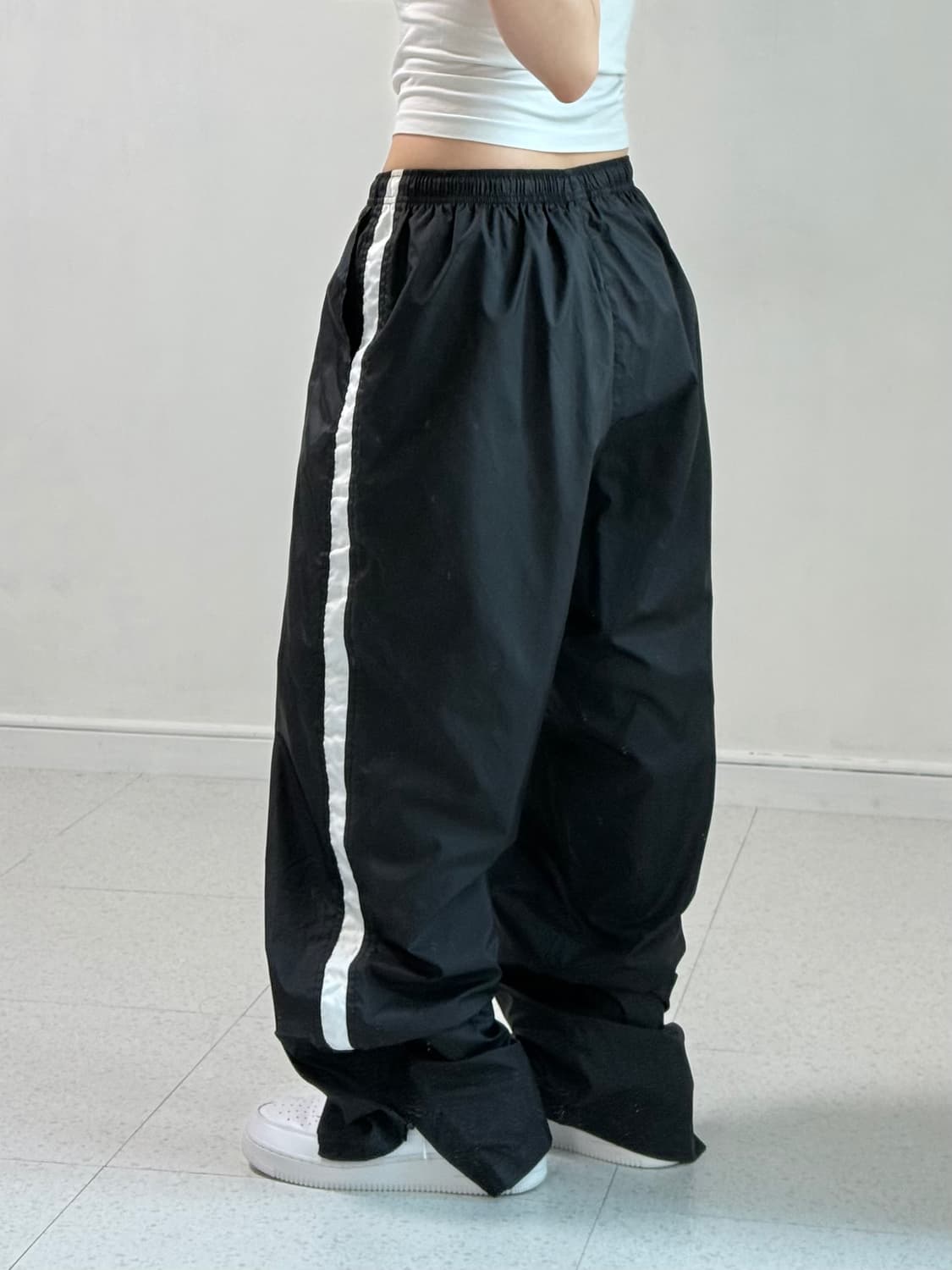 나이키 나일론 로고 팬츠 상품이미지3