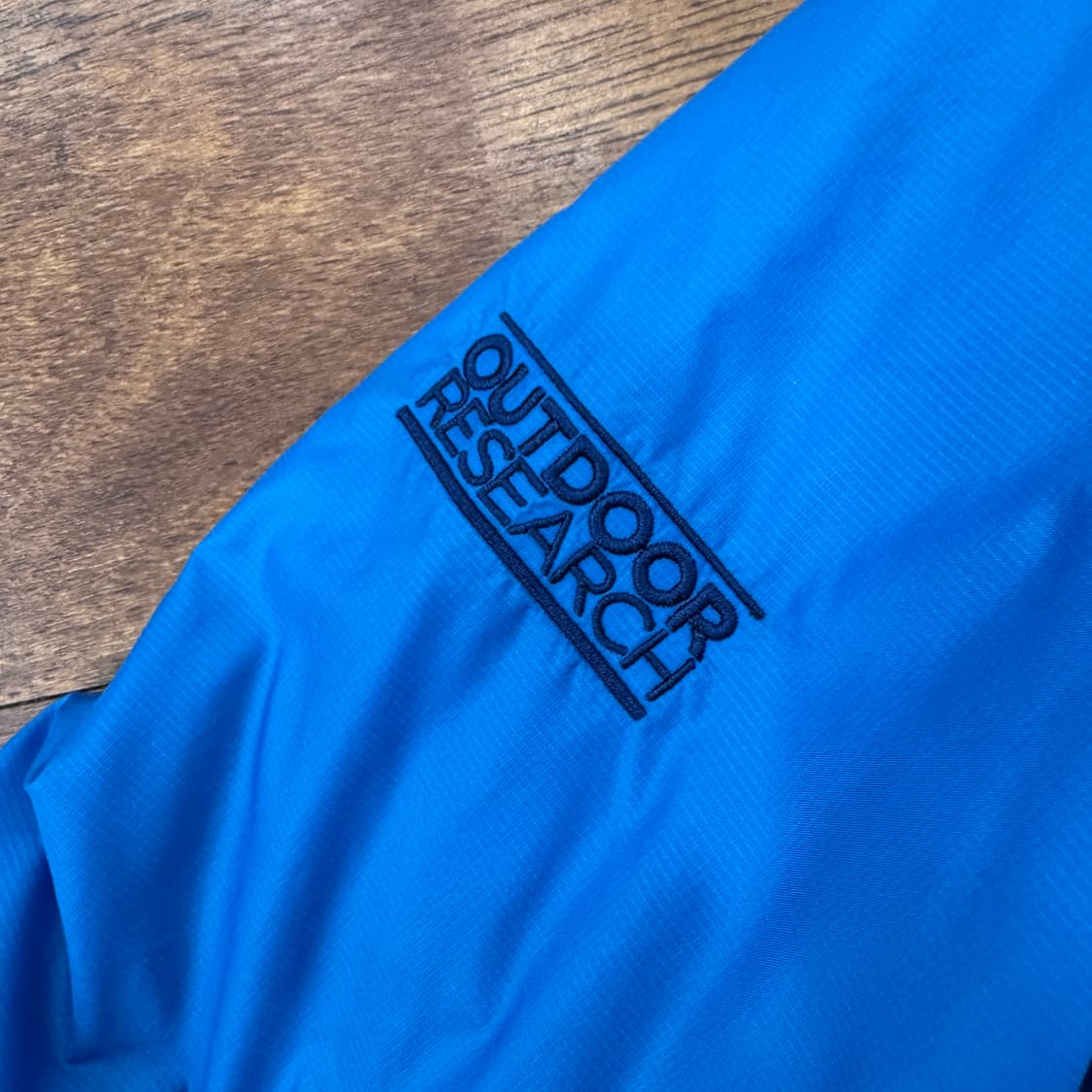 M(100) 아웃도어리서치 니오플룸 자켓  상품이미지5