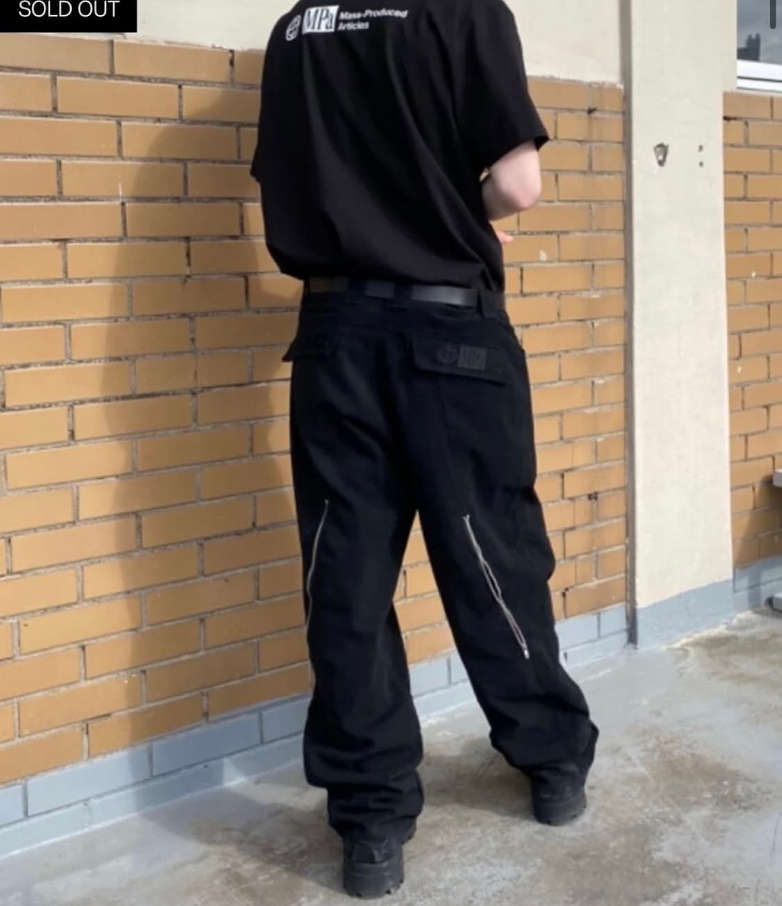 새상품 플라스틱 프로덕트 Wave Zipper Pants 상품이미지1