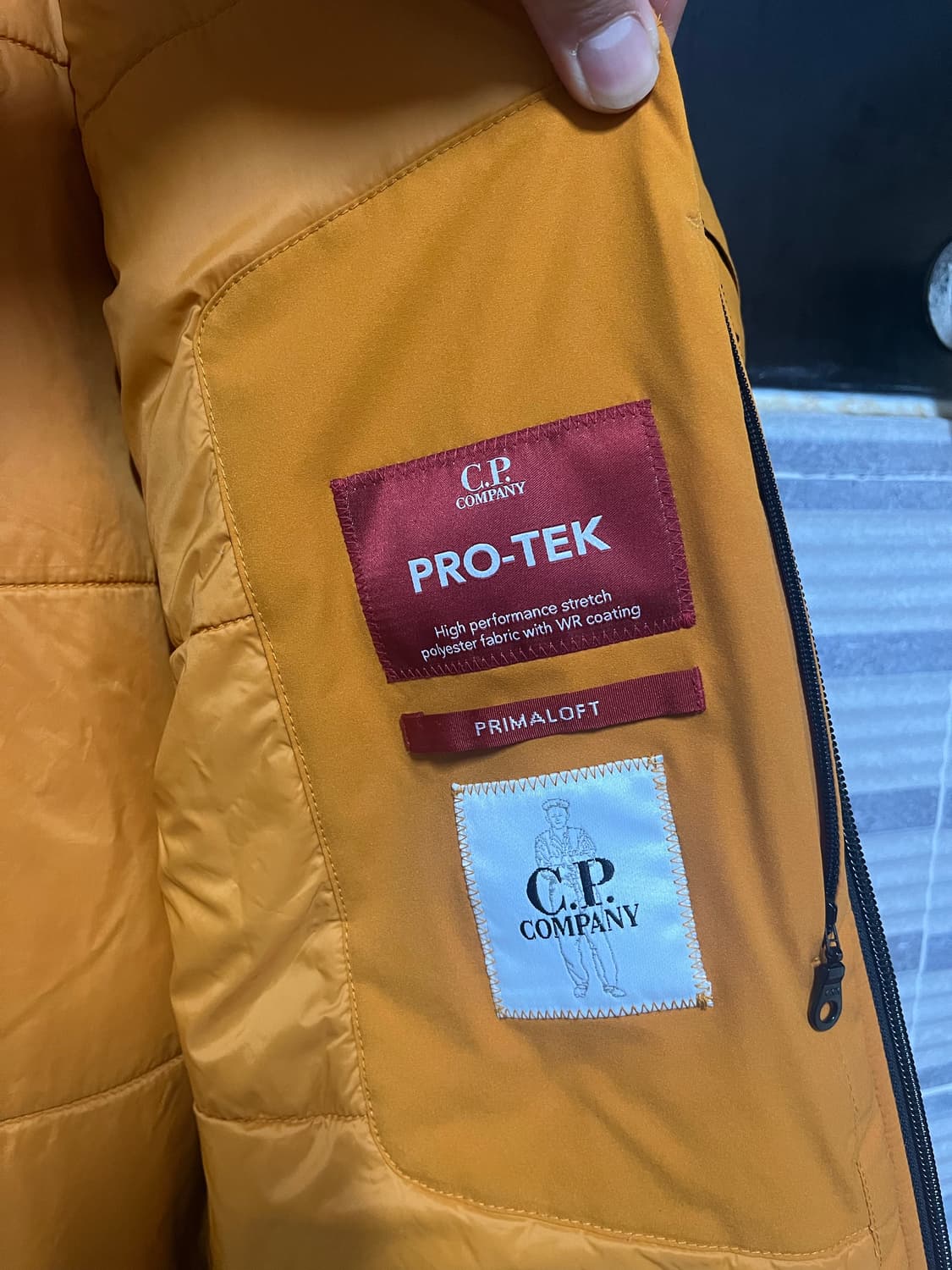 cp컴퍼니 바람막이 상품이미지4