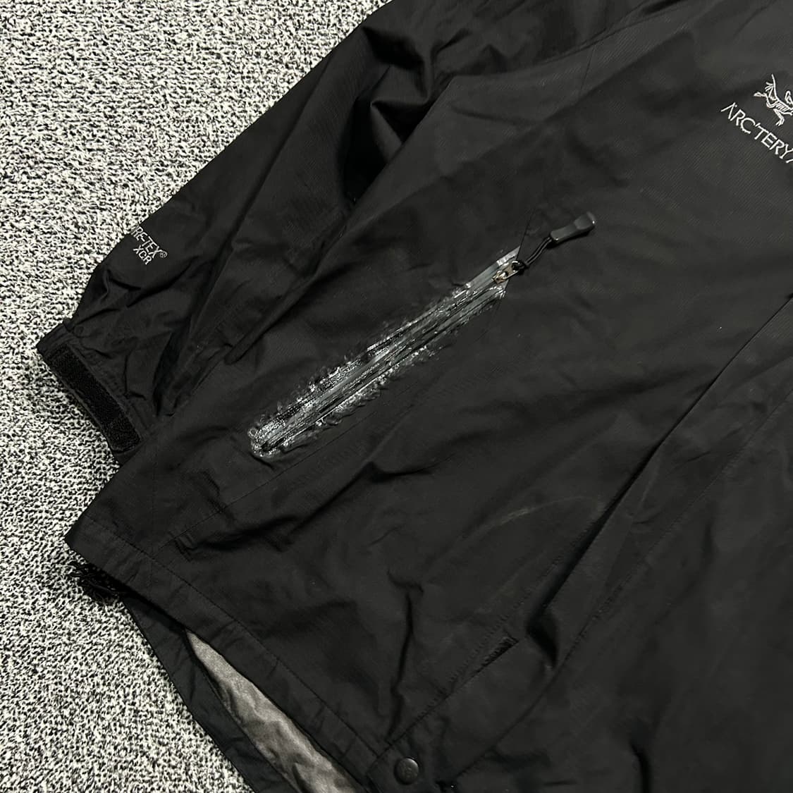 아크테릭스(Arcteryx) 하드쉘 트랙킹 자켓 상품이미지3