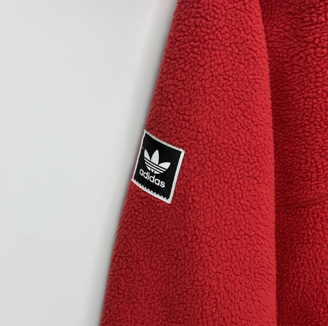 L] 아디다스 레드 후리스 상품이미지2
