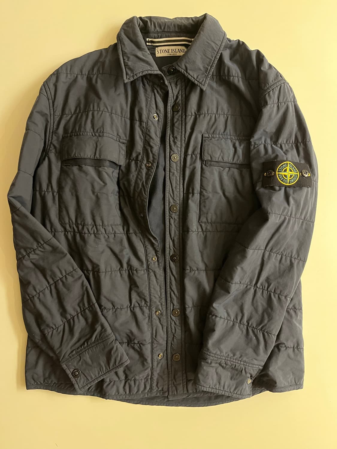 스톤아일랜드 셔츠 자켓 판매해요 상품이미지1