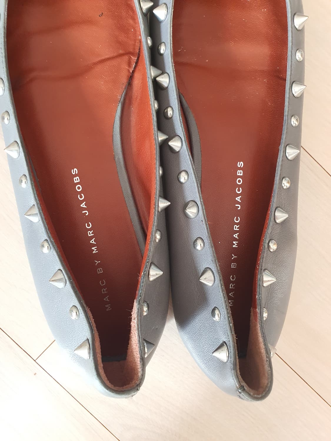 마크제이콥스 스터드 장식 마우스 플랫 슈즈 사이즈 37 상품이미지4