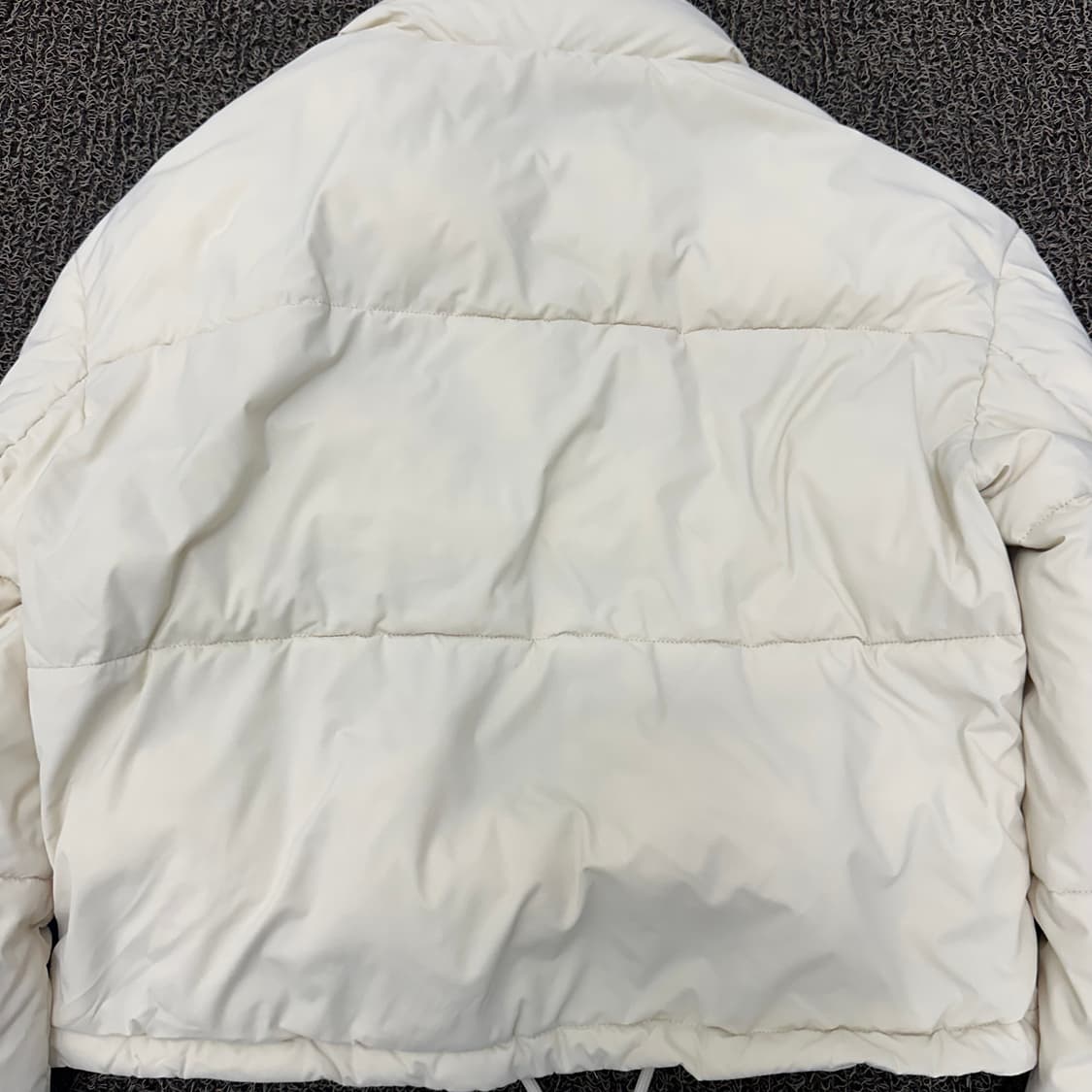 엄브로 여성 스카치 로고 크롭 패딩 점퍼 80(2XS) 상품이미지8