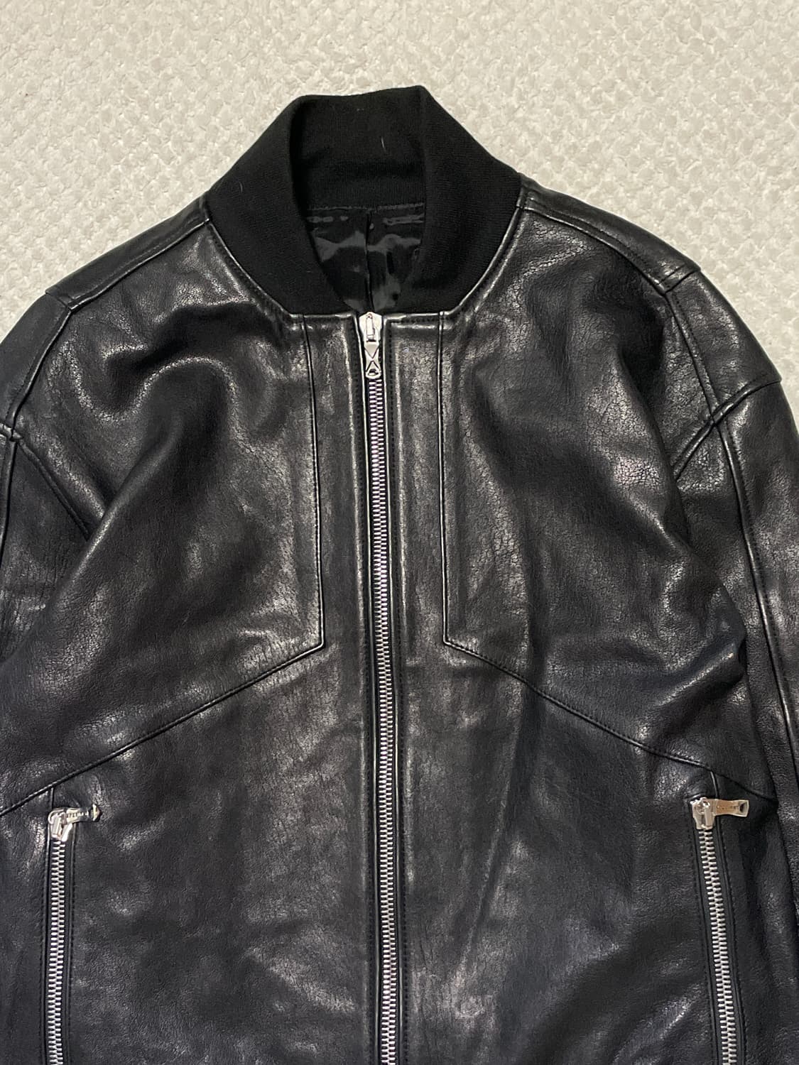 Xperiment 웨스턴 무드 2WAY 램스킨 양가죽 절개 레더 자켓 상품이미지4