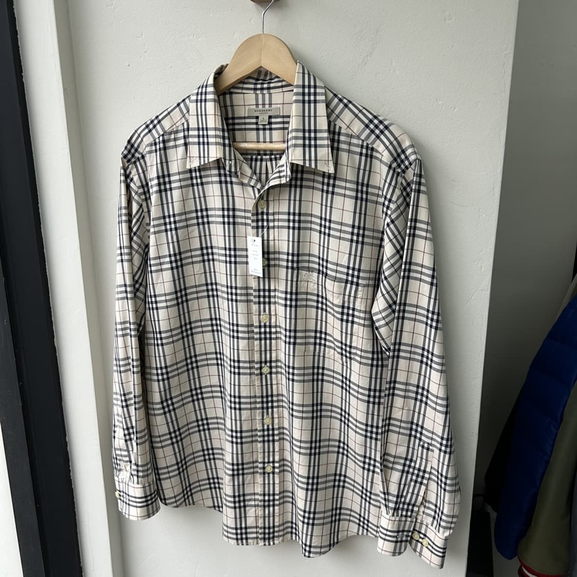 15975 - 버버리 노바 체크 셔츠  상품이미지2