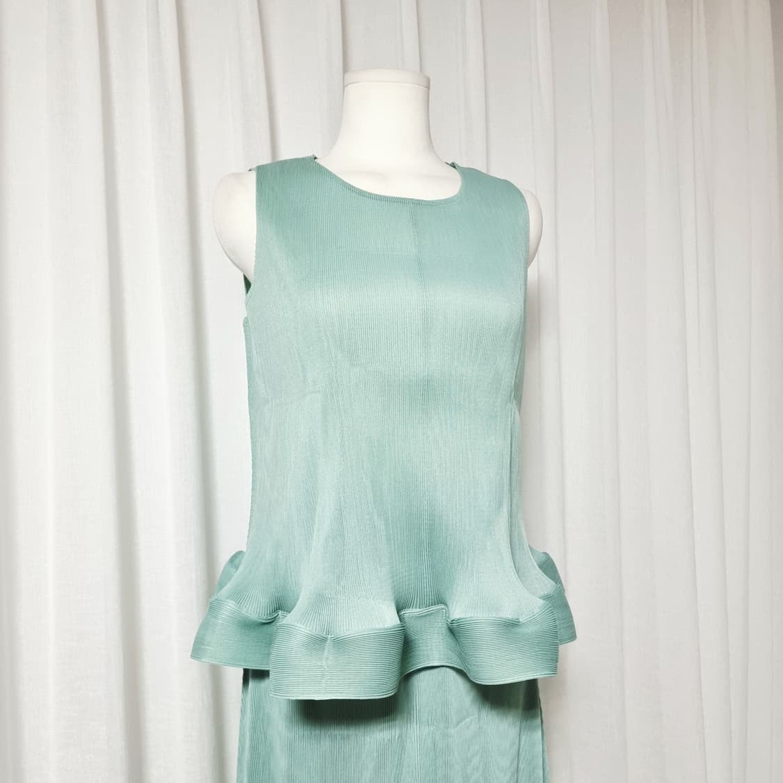 플리츠 투피스 슬리브리스 블라우스 스커트 치마 셋업 세트 (프리) 새상품 상품이미지4