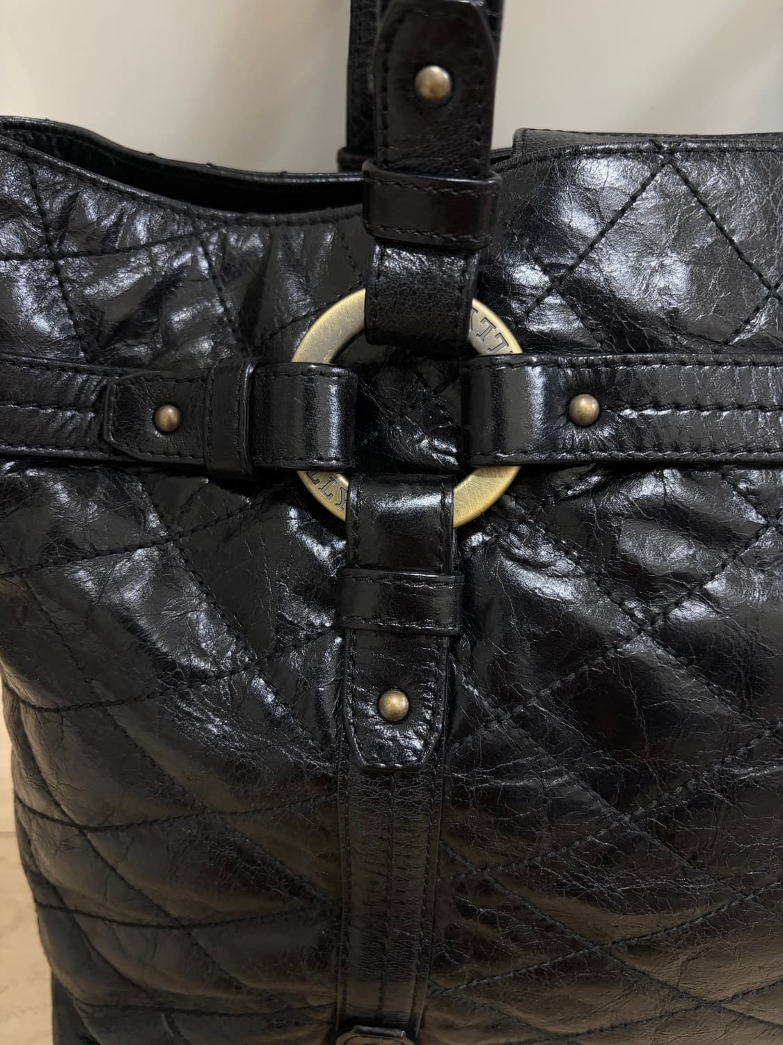 발리 정품 다이아 퀄팅 레더 숄더백 상품이미지2