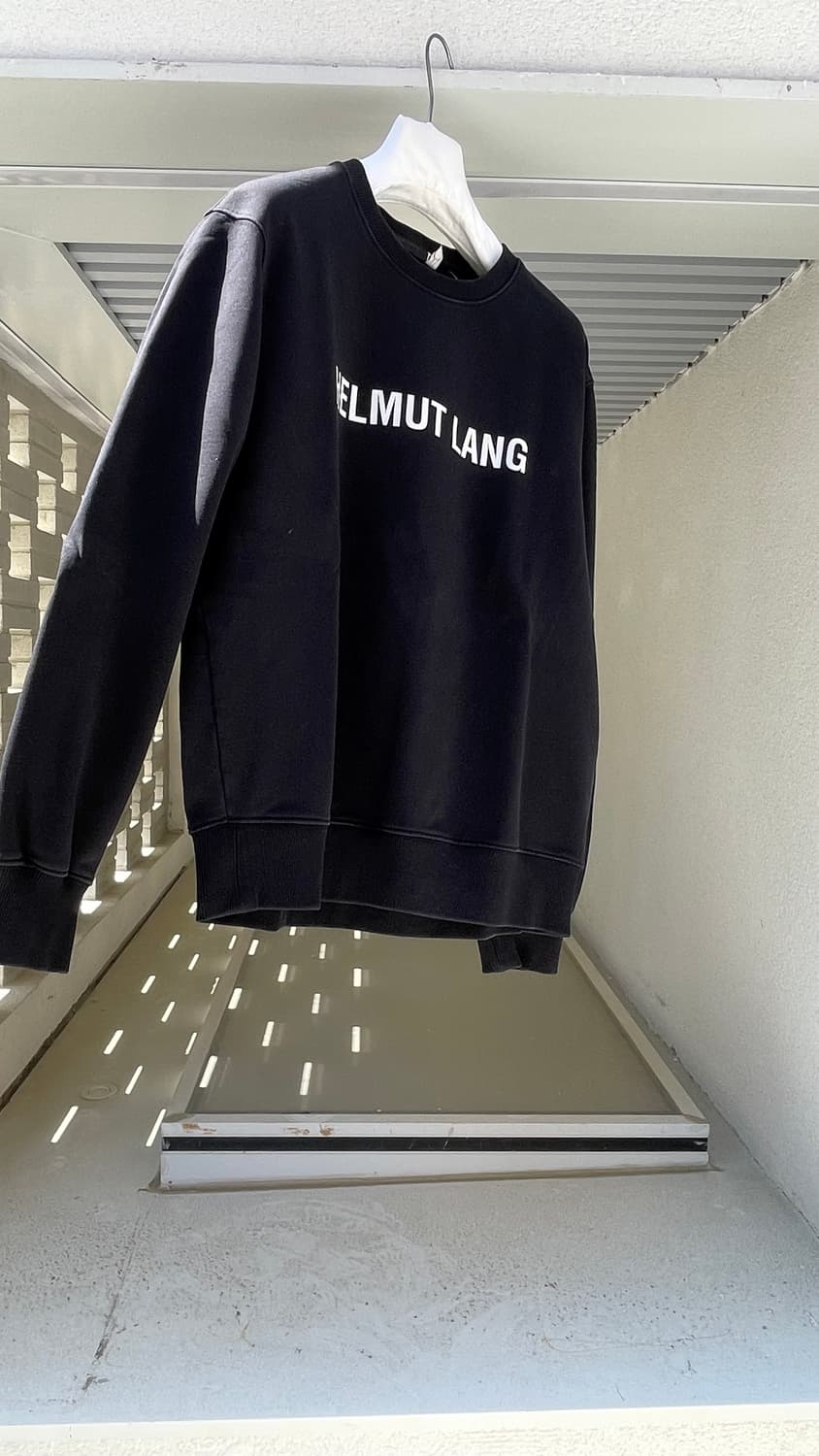 : [정품] 헬무트 랭(HELMUT LANG) 로고 맨투맨 블랙 상품이미지4