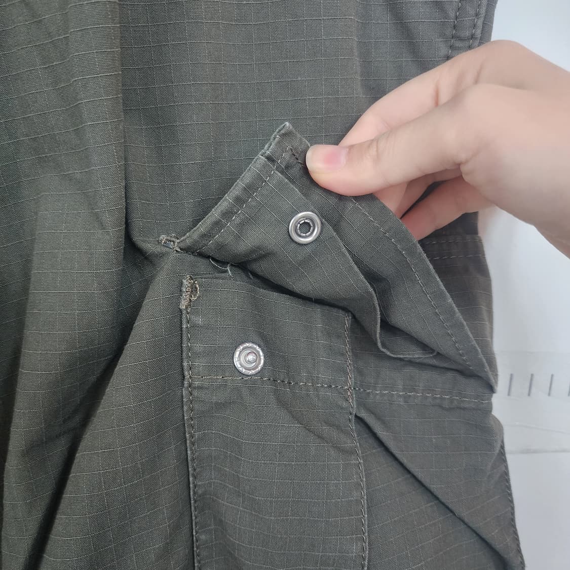 칼하트 카키색 카고 바지 상품이미지4