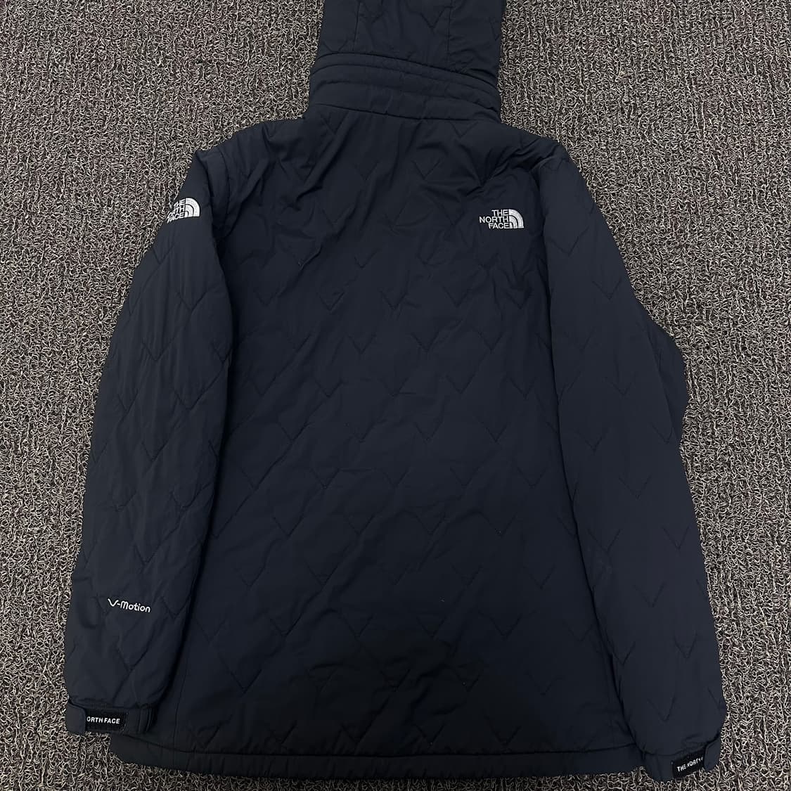 노스페이스 여성 V-Motion 후드 퀼팅 에어 자켓 블랙 XL 상품이미지5