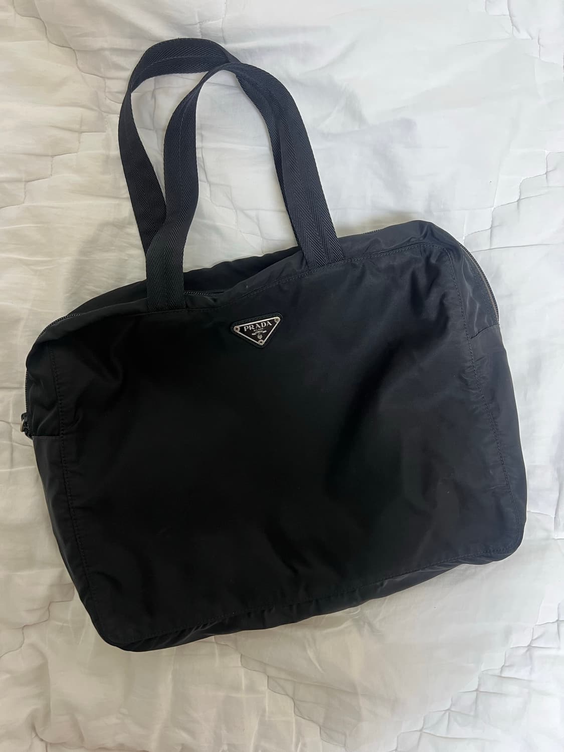 프라다 나일론 토트백 상품이미지1
