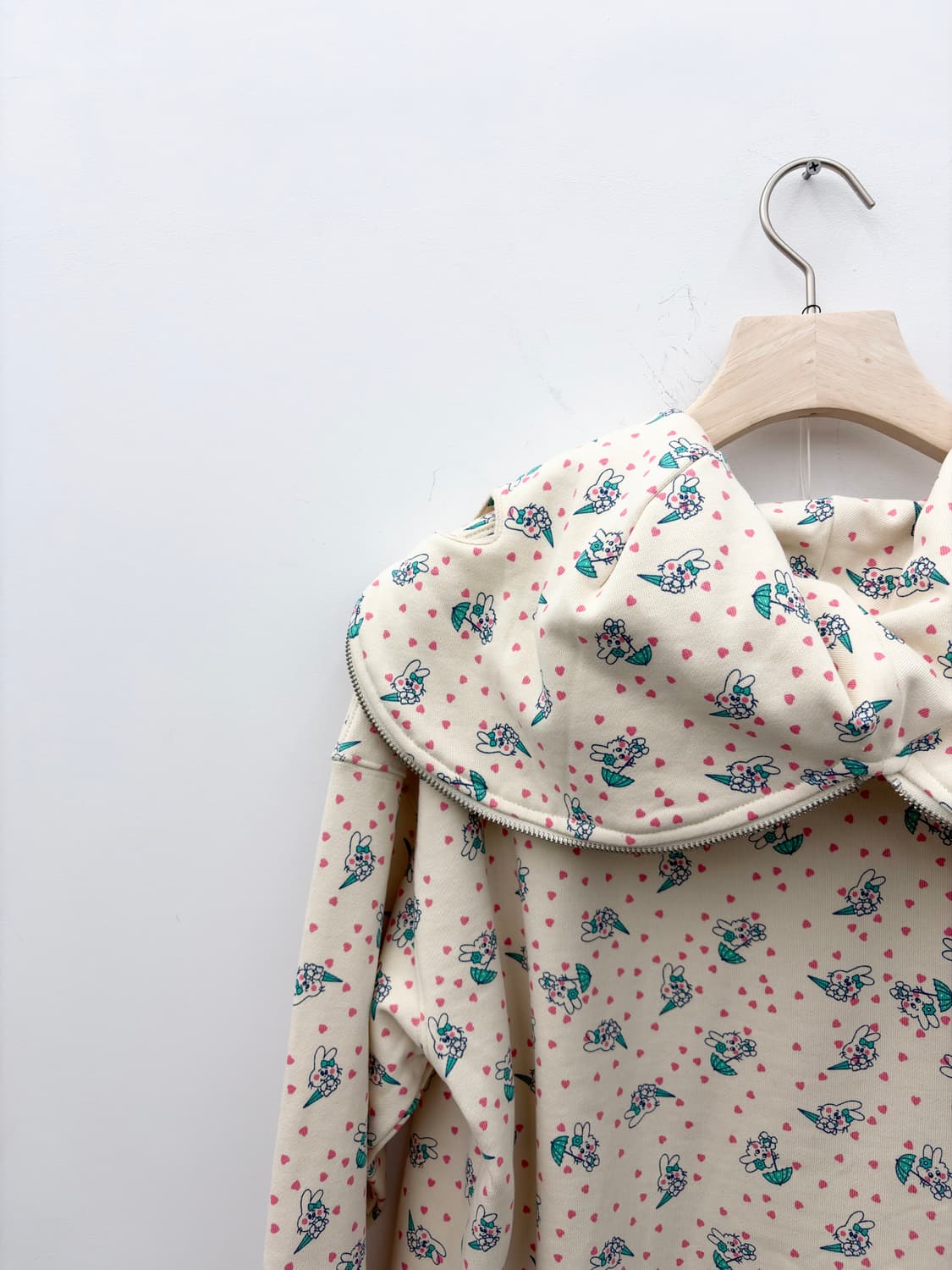 BUNNY BUTTERFLY HOODIE 상품이미지6