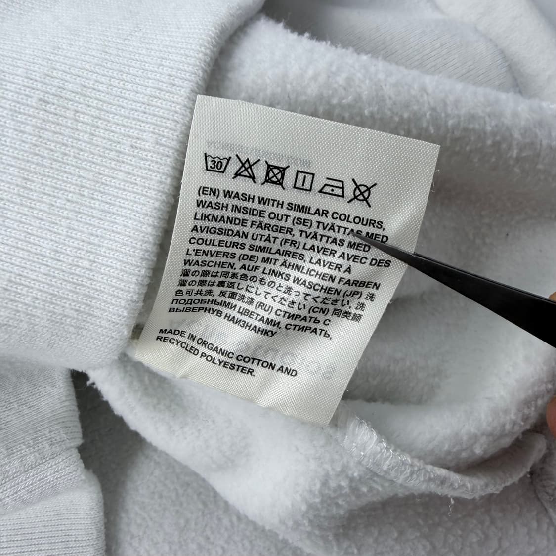 아크네스튜디오 스몰 자수 크루넥 맨투맨 상품이미지6