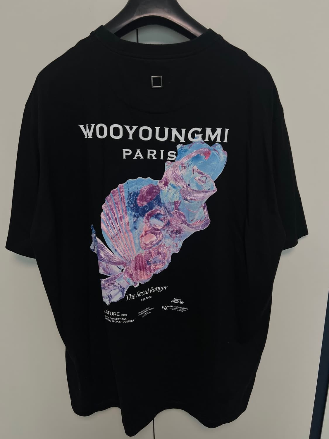 [54] 우영미 3D 코랄 백로고 반팔 상품이미지1