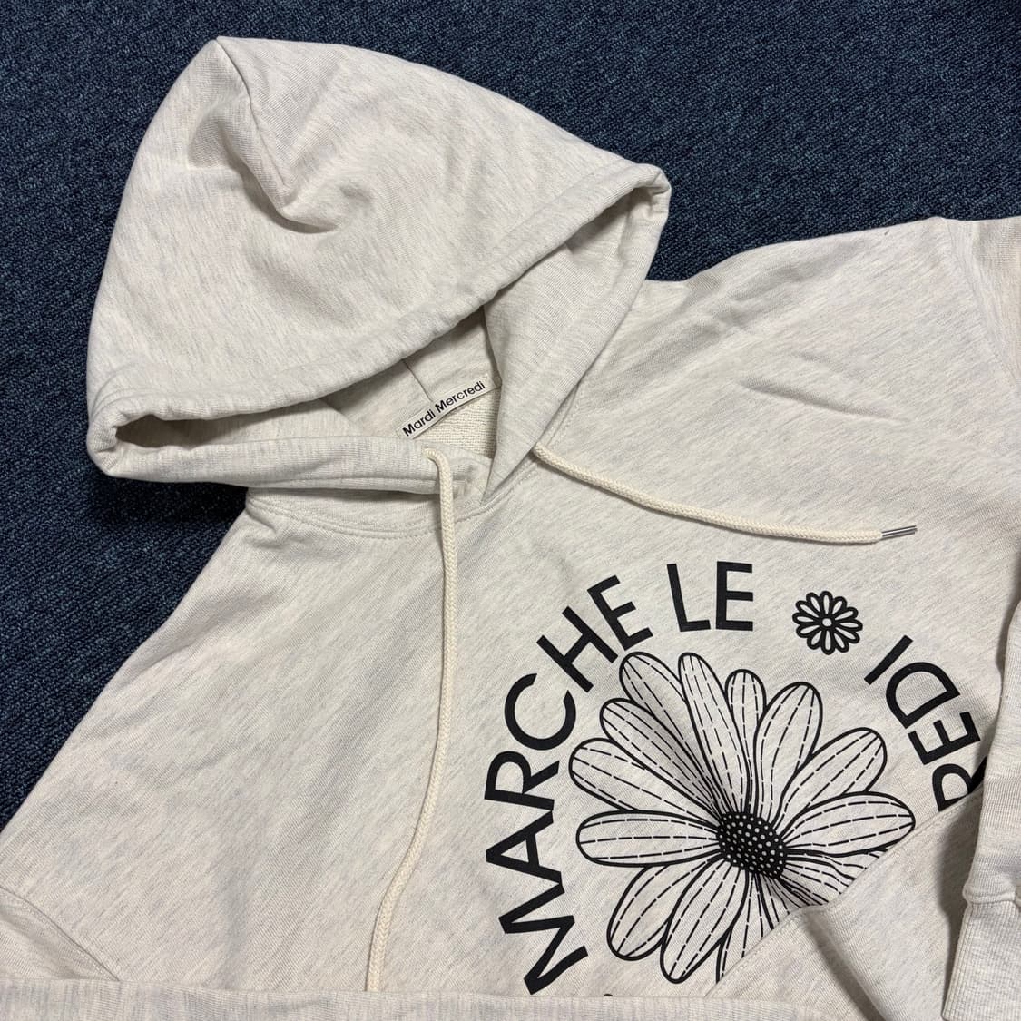 마르디 메크르디 후드티 상품이미지3