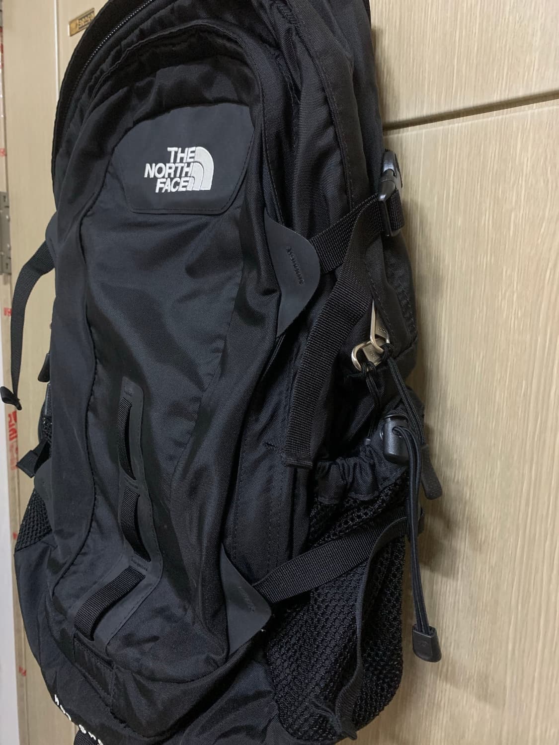 노스페이스  핫샷 블랙 백팩 상품이미지4