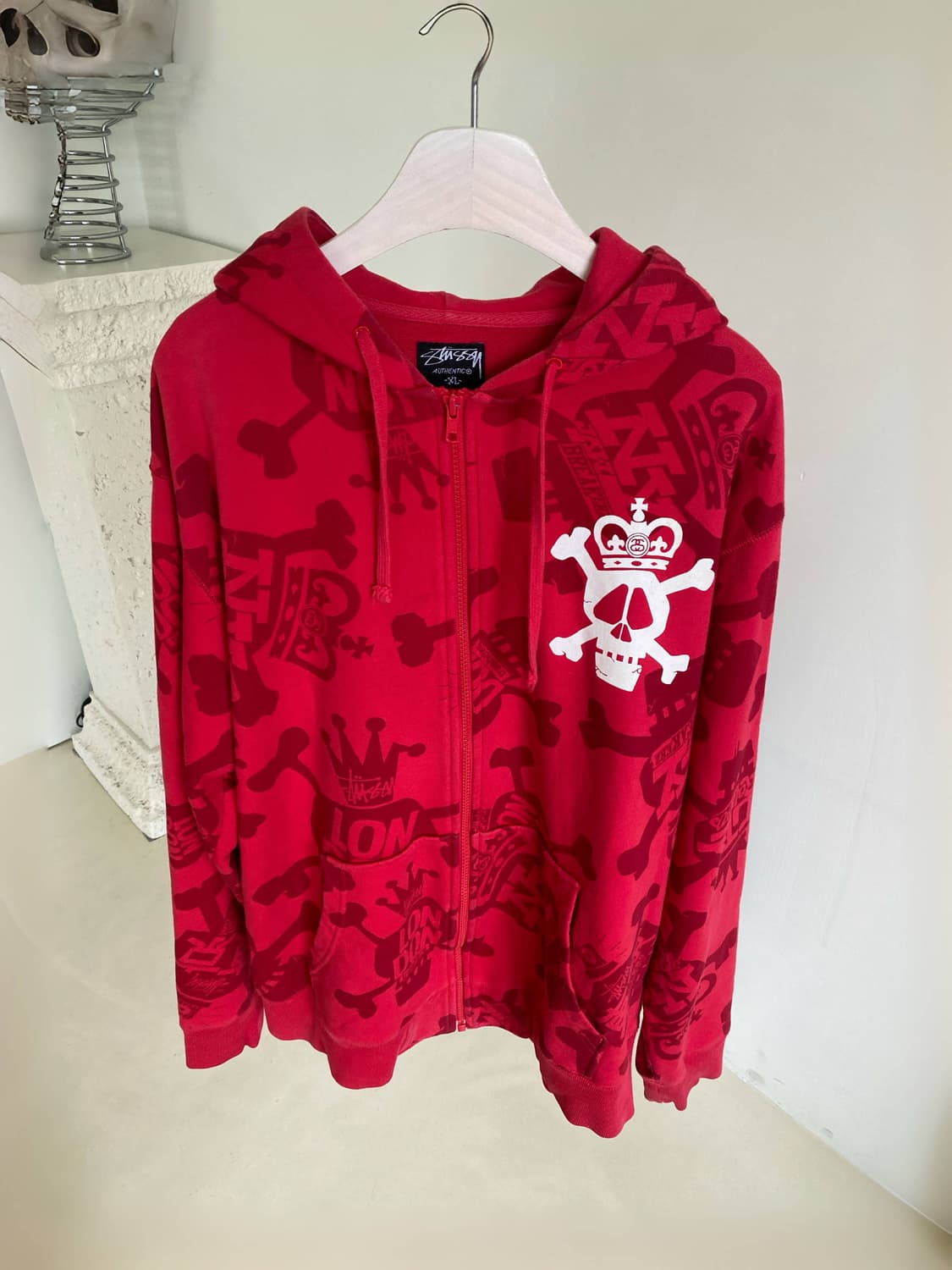 스투시 스컬시티 후드집업 상품이미지1