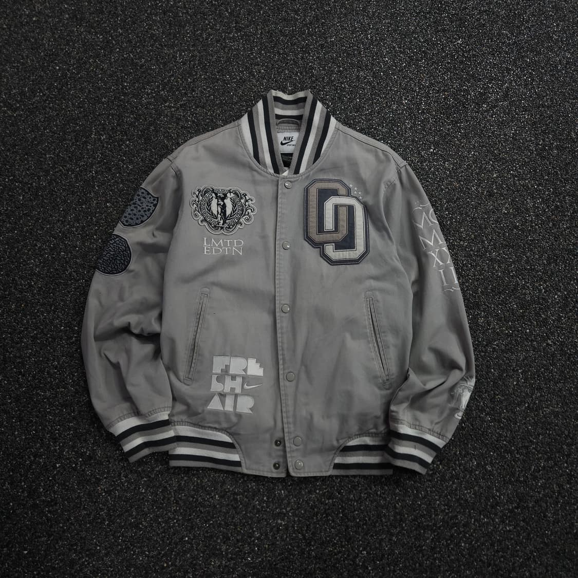나이키 리미티드 에디션 코튼 봄버 자켓  상품이미지1