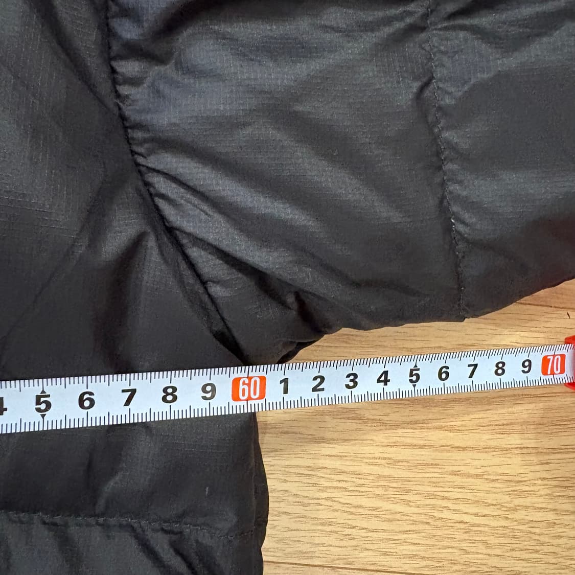 해외판 정품 노스페이스 눕시 700 패딩 블랙 L 상품이미지9