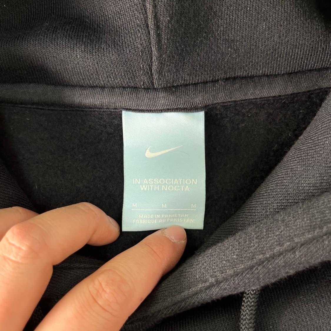 100 나이키 X 드레이크 녹타 에센셜 블랙 후드티 상품이미지4