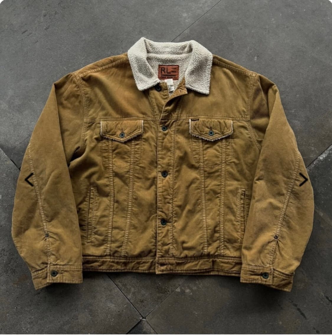 폴로 쉐르파 코듀로이 트러커 판매합니다. 상품이미지1